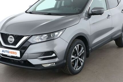 Nissan Qashqai 54.864 km 14.610 &euro; Dresden 01187