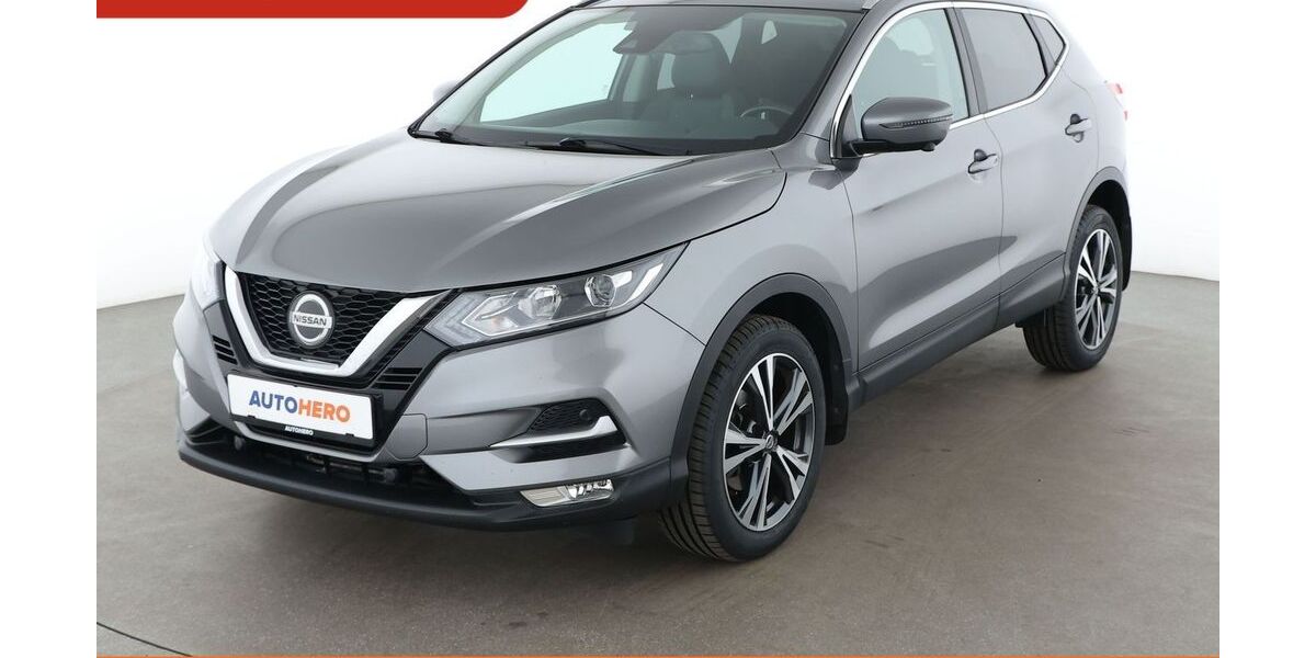 Nissan Qashqai 54.864 km 14.610 &euro; Dresden 01187
