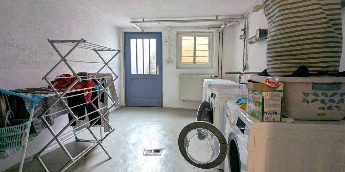 Mehrfamilienhaus, Wohnhaus Ansbach - 5 Zimmer, 130 m&sup2;, 375.000&euro; | Angebot:25679037