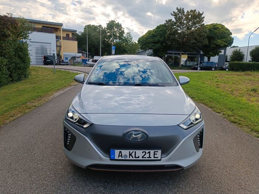 Hyundai IONIQ 86.000 km 16.299 € Unterschleißheim 85716