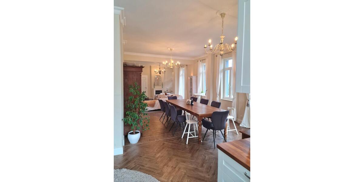 Etagenwohnung Bad Wildbad - 5 Zimmer, 165 m&sup2;, 1.480&euro; | Angebot:25402506