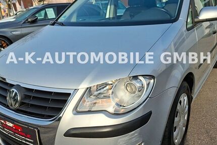 VW Touran 189.430 km 2.699 &euro; Deizisau 73779
