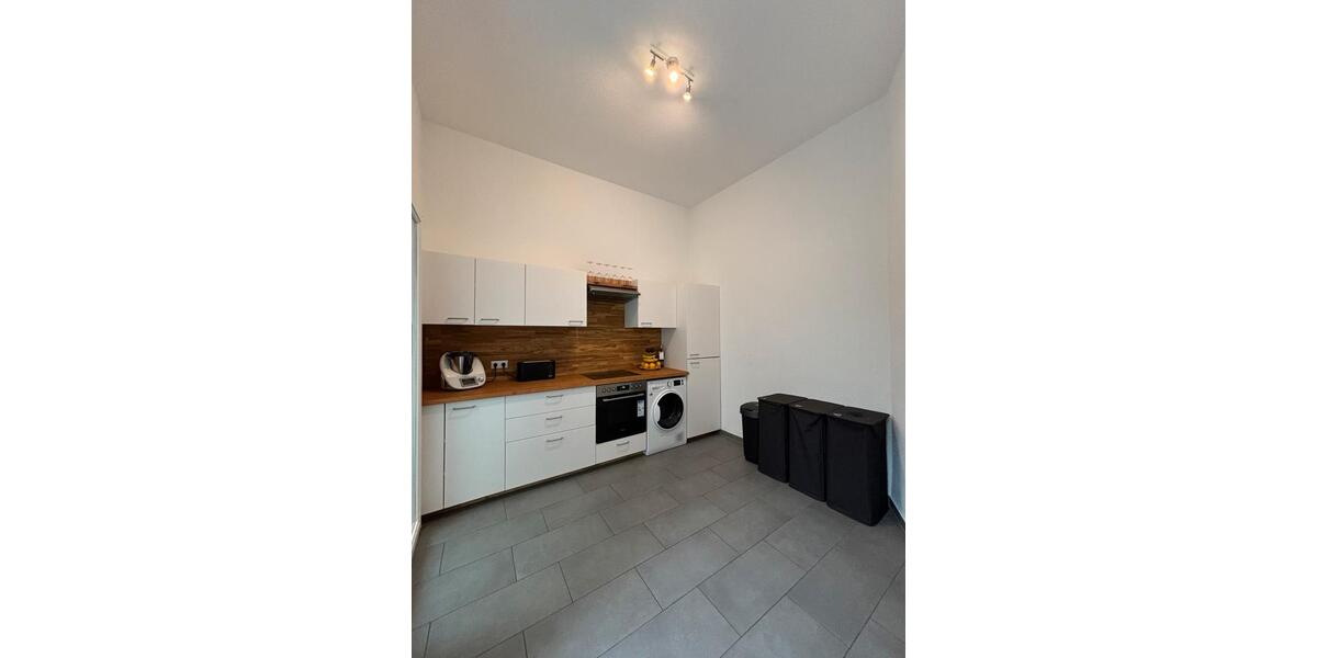 Erdgeschoßwohnung Wiesbaden - 3 Zimmer, 81 m&sup2;, 1.600&euro; | Angebot:24864129