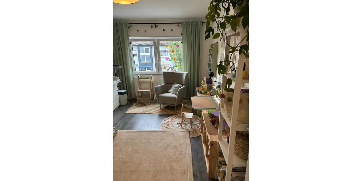 Etagenwohnung Schwetzingen - 4 Zimmer, 104 m&sup2;, 1.350&euro; | Angebot:25338561