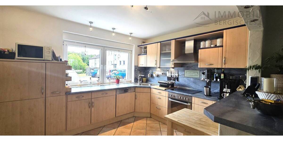 Reihenendhaus Hückeswagen Innenstadt - 4 Zimmer, 110 m&sup2;, 325.000&euro; | Angebot:25675573