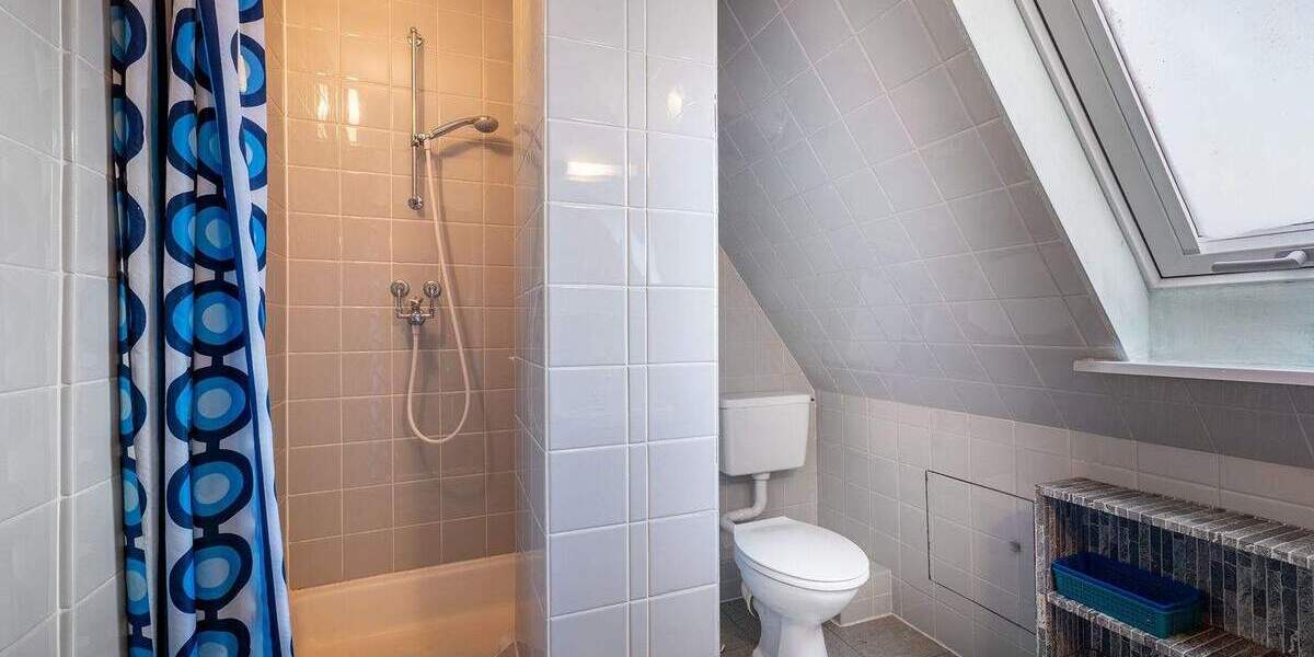 Tolles 2-FH mit über 220m² WFL möglich 9 zimmer