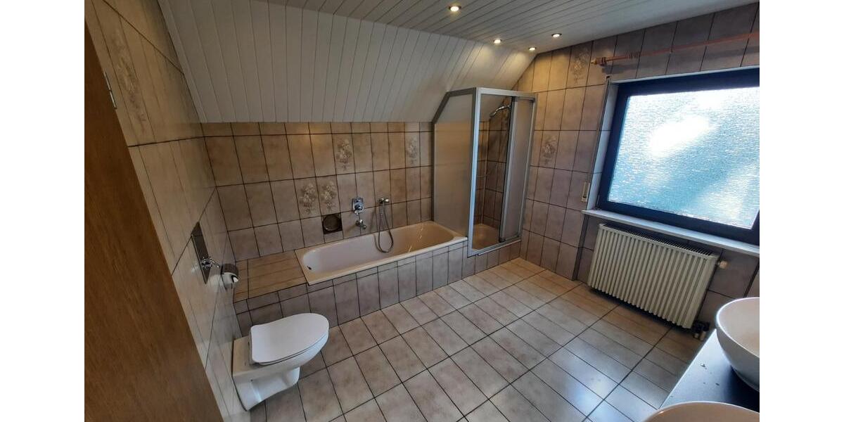 Einfamilienhaus Feucht - 6.5 Zimmer, 147 m&sup2;, 1.850&euro; | Angebot:24832208