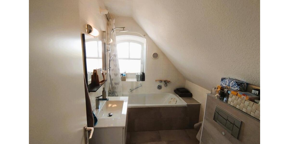 Dachgeschoßwohnung Willich - 2 Zimmer, 47 m&sup2;, 148.000&euro; | Angebot:26252274