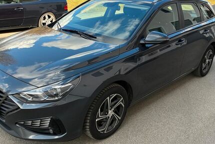 Hyundai i30 248.000 km 7.600 &euro; Waldkraiburg 84487