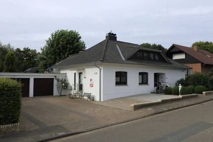 Provisionsfrei für den Käufer: Luxuriöses Einfamilienhaus in bester Lage von Damme - Nähe Bergsee! 4 zimmer