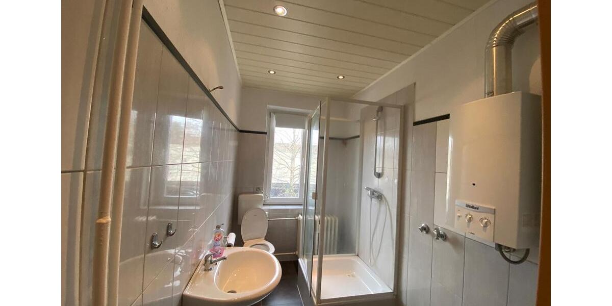 Etagenwohnung Duisburg Mittelmeiderich - 1 Zimmer, 68 m&sup2;, 99.000&euro; | Angebot:25611402