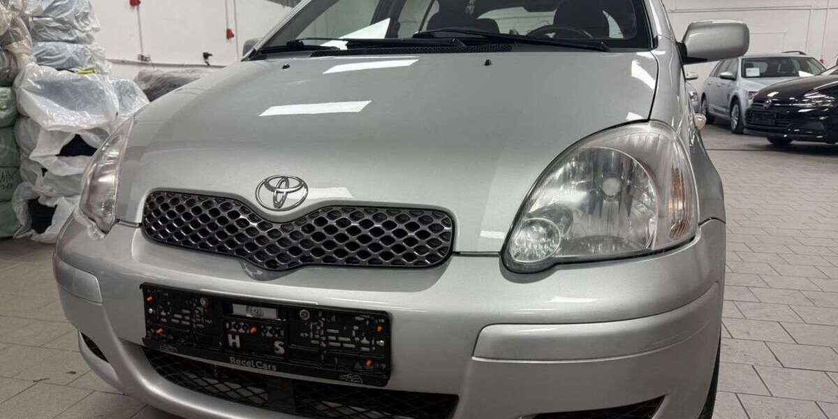 Toyota Yaris 126.500 km 3.990 &euro; Wurmlingen 78573
