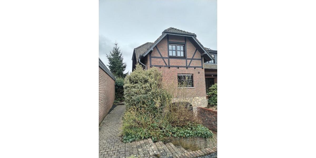 Doppelhaushälfte Gangelt - 4 Zimmer, 135 m&sup2;, 1.050&euro; | Angebot:26391187