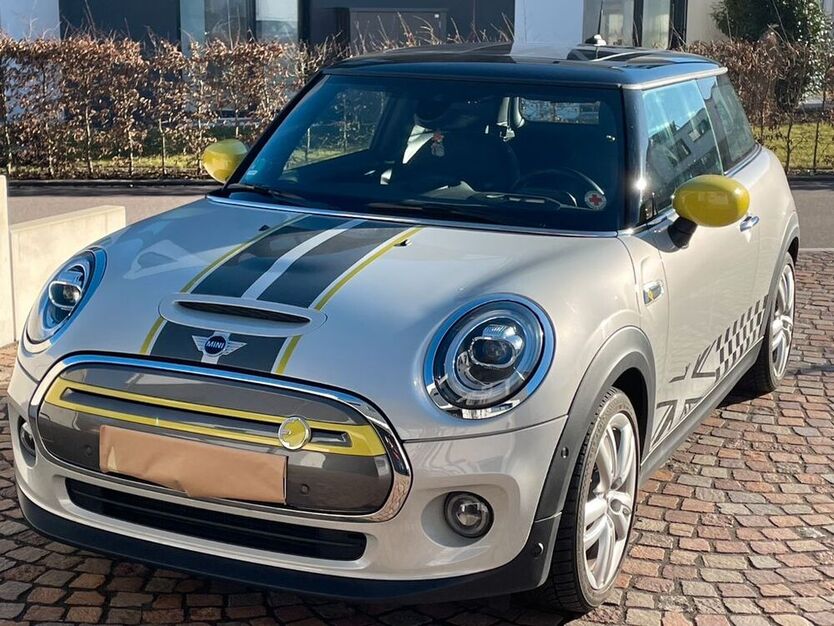 Cooper SE