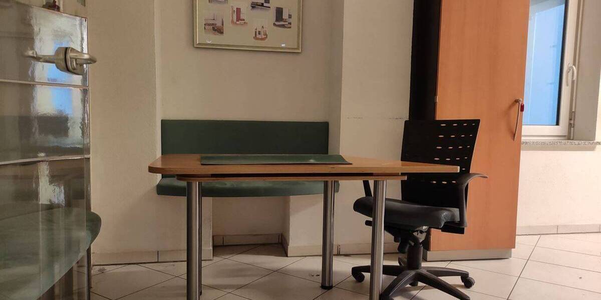 Gewerbeobjekt Ulm Mitte - 4 Zimmer, 173 m&sup2;, 498.000&euro; | Angebot:25740407