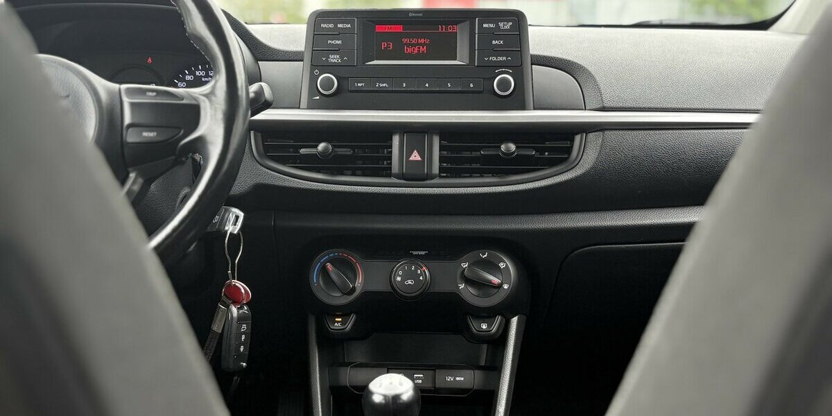 Kia Picanto 1.0 Edition 7 SITZHEIZUNG/KLIMA/LENKHZ 61.500 km 7.900 &euro; Villingen-Schwenningen 78054