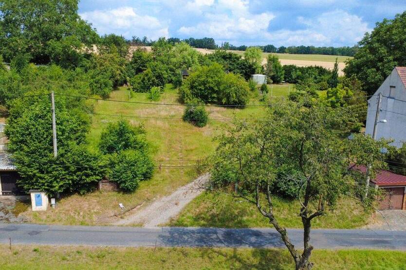 Großes Baugrundstück mit über 1.300 m² in Freital!