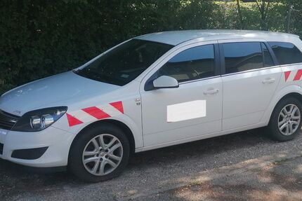 Opel Astra 180.000 km 1.999 &euro; BADEN-BADEN 76530