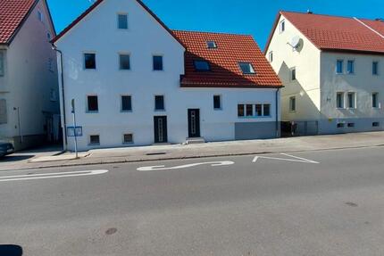 Wohnung Trossingen - 3 Zimmer, 74 m&sup2;, 890&euro; | Angebot:26414250