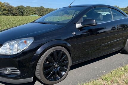 Opel Astra 93.990 km 7.988 &euro; Mülheim an der Ruhr 45478