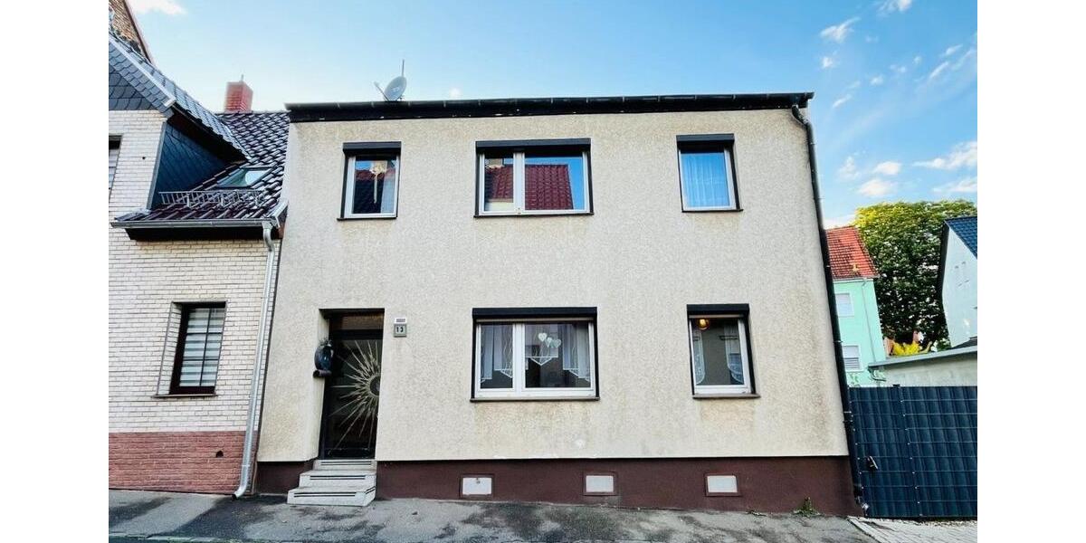 Reihenhaus Eisleben (Lutherstadt) - 7 Zimmer, 132 m&sup2;, 39.000&euro; | Angebot:26090161