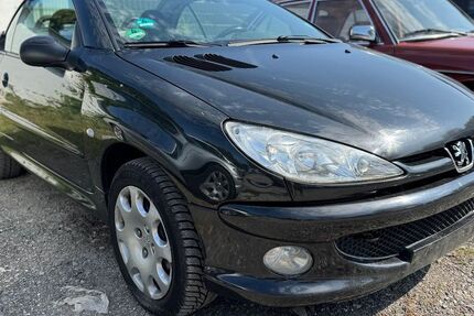 Peugeot 206 107.282 km 2.299 &euro; Isernhagen OT Altwarmbüchen bei Hannover A2/A7 30916