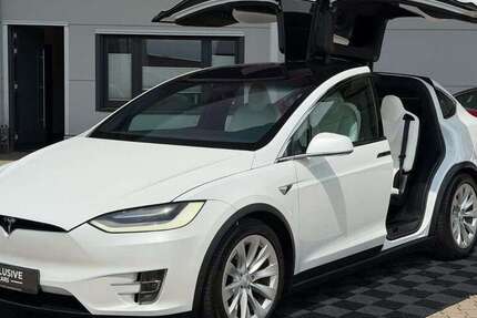 Tesla Model X 102.777 km 47.500 &euro; Emsbüren 48488