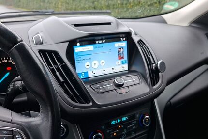 Ford Kuga 137.667 km 11.999 € Huckeswagen 42499