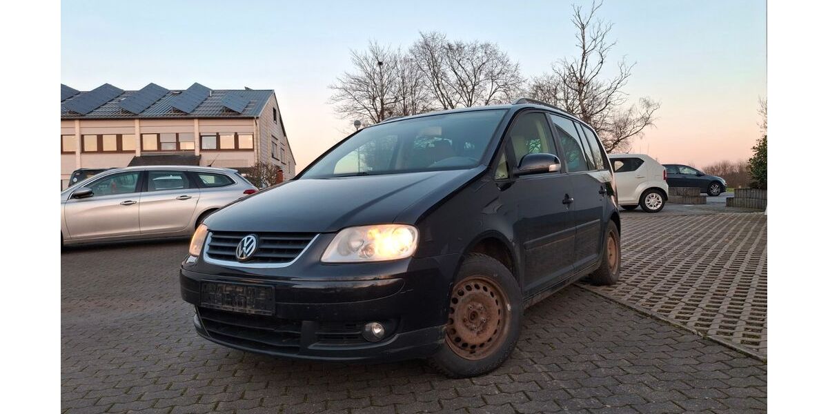 VW Touran 204.087 km 650 &euro; Daleiden 54689