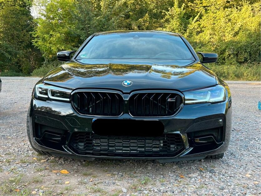 BMW M5 31.000 km 82.500 € Kuhardt 76773