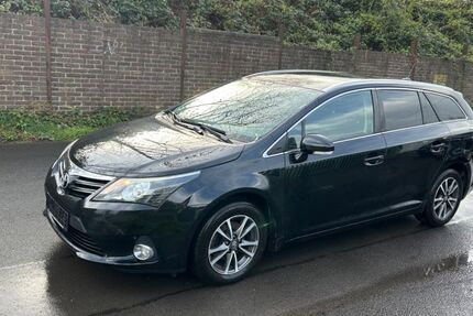 Toyota Avensis 200.000 km 6.300 &euro; Köln 50739