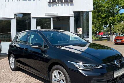 VW Golf 7.900 km 27.360 &euro; Hameln 31787