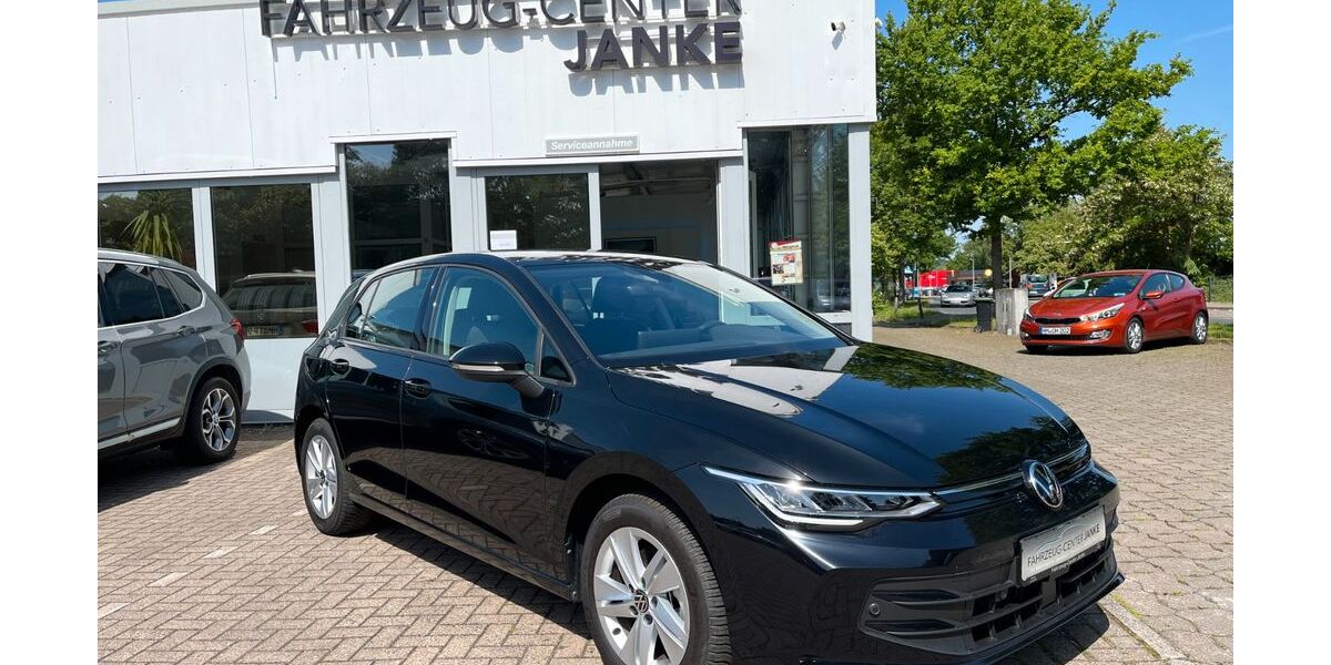 VW Golf 7.900 km 27.360 &euro; Hameln 31787