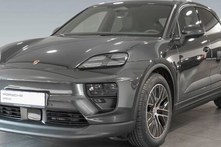 Porsche Macan 17.900 km 85.460 &euro; Frankfurt 60314