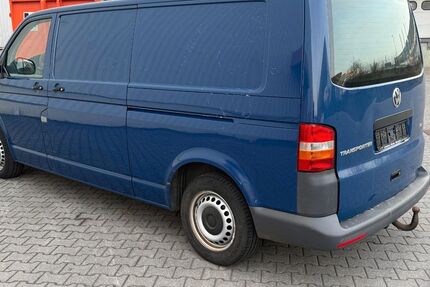 VW T5 Transporter 290.600 km 5.950 &euro; Rüsselsheim 65428