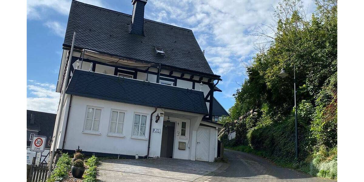 Gewerbeobjekt Schmallenberg Bad Fredeburg - 9 Zimmer, 70 m&sup2;, 299.000&euro; | Angebot:25682614