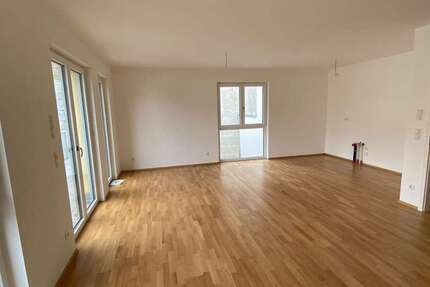 Wohnung Landshut Moniberg - 3 Zimmer, 121 m&sup2;, 1.500&euro; | Angebot:26382491