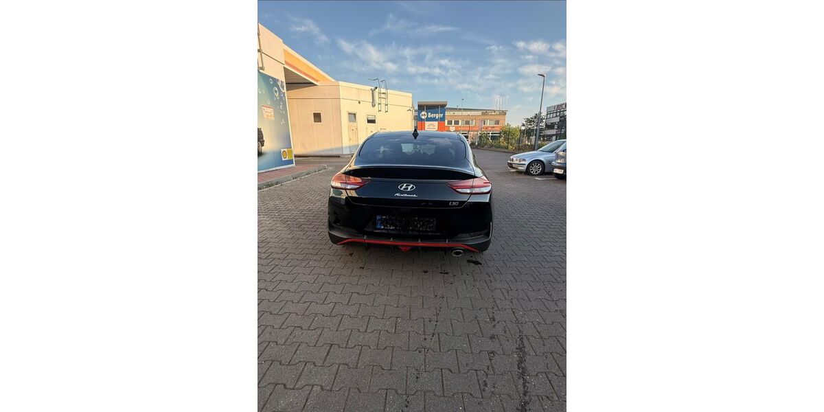 Hyundai i30 89.000 km 19.750 &euro; Hirschhorn 67732