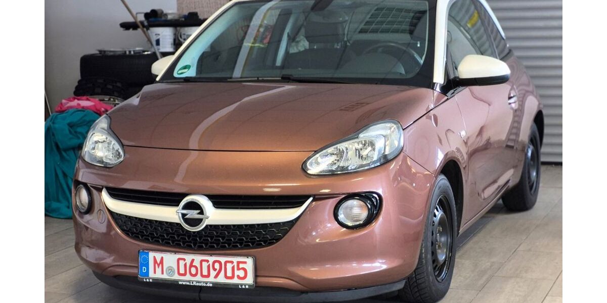 Opel Adam 101.677 km 7.990 &euro; Traunwalchen 83374