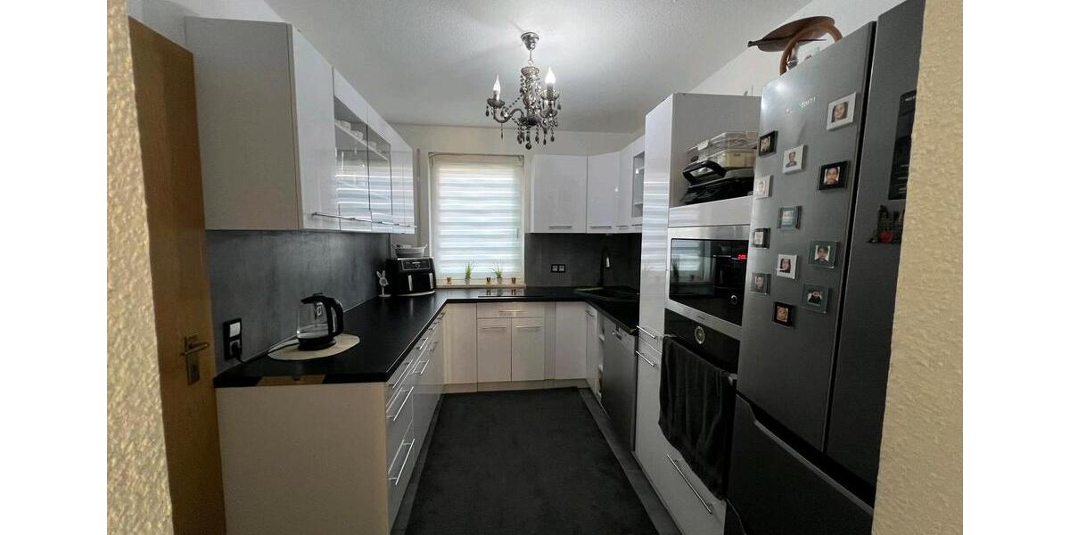 Reihenhaus Gera Bieblach-Ost - 7 Zimmer, 140 m&sup2;, 1.200&euro; | Angebot:26384578