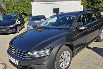 VW Passat Variant 142.862 km 15.990 € Surberg 83362