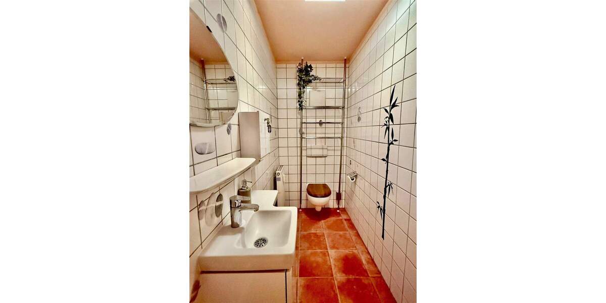 Attraktive Ladeneinheit in zentraler Lage - vielseitig nutzbar als Geschäft, Büro oder Praxis 4 zimmer