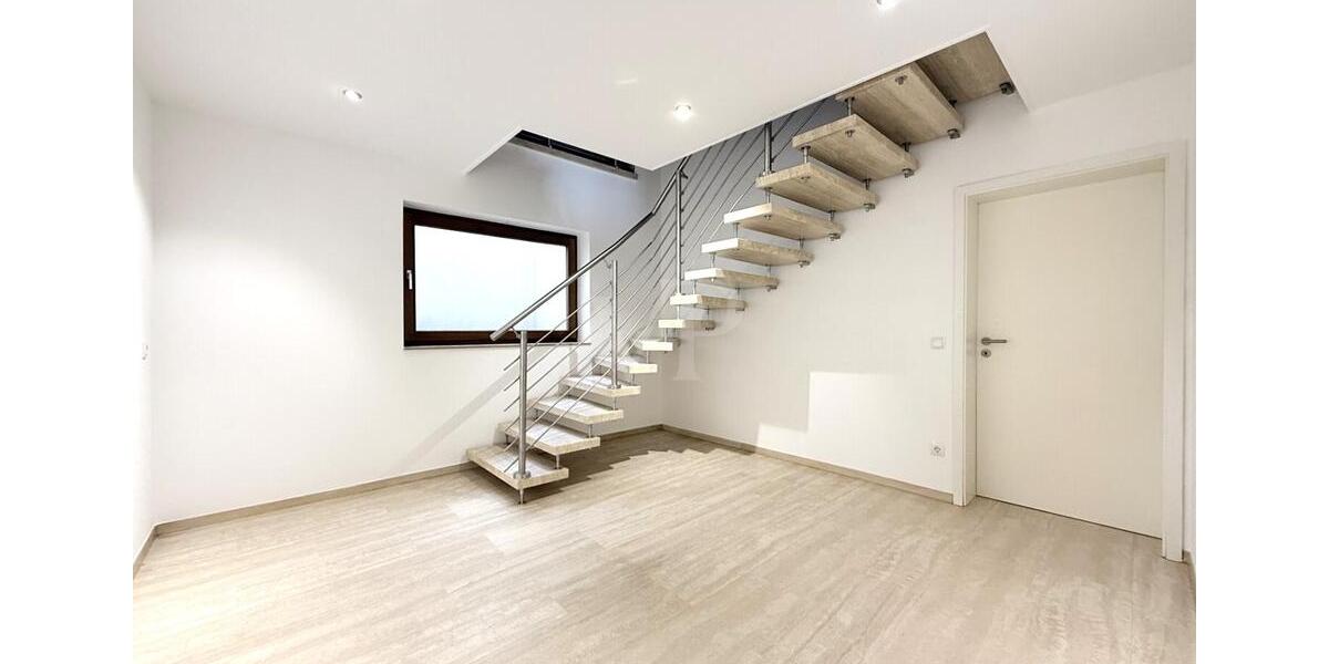 Maisonettenwohnung Ispringen - 5 Zimmer, 212 m&sup2;, 1.800&euro; | Angebot:24770668