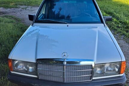 Mercedes-Benz 190 121.000 km 9.990 &euro; Lohkirchen 84494