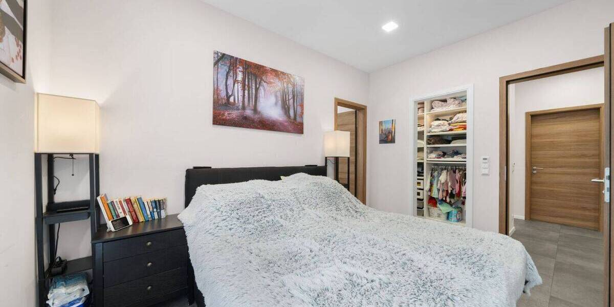 Mehrfamilienhaus, Wohnhaus Neumünster Faldera - 7 Zimmer, 211 m&sup2;, 1.660.000&euro; | Angebot:26260441