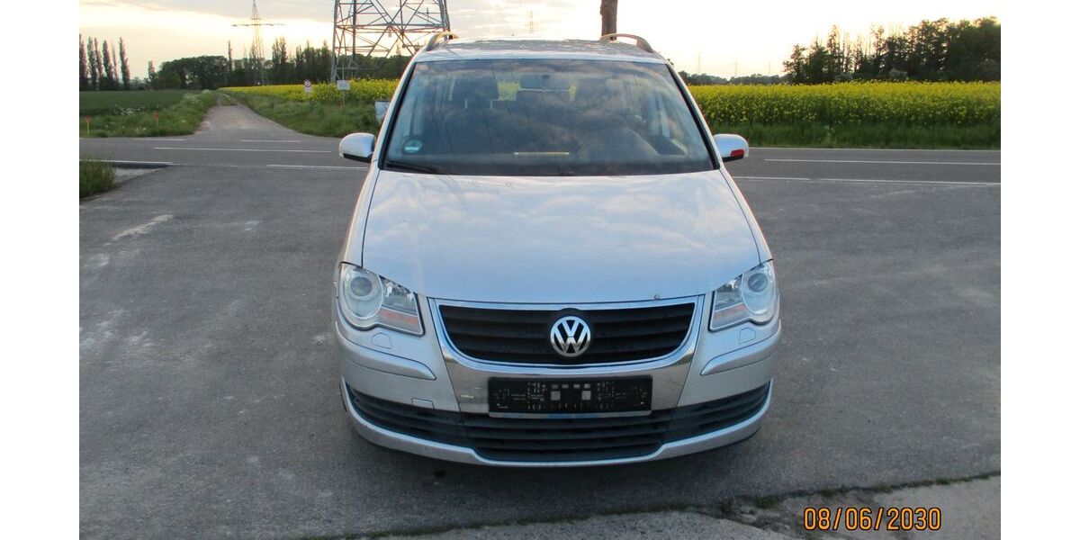 VW Touran 238.000 km 3.500 &euro; Barsinghausen 30890