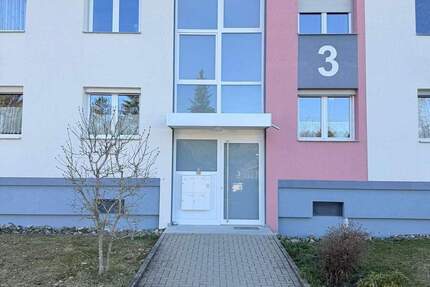 Wohnung Sankt Georgen im Schwarzwald Stadtgebiet - 3 Zimmer, 85 m&sup2;, 159.900&euro; | Angebot:25525610