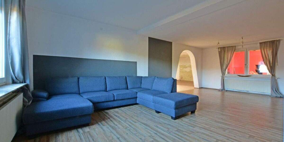 Reihenendhaus Hessisch Lichtenau - 7 Zimmer, 226 m&sup2;, 230.000&euro; | Angebot:26432911