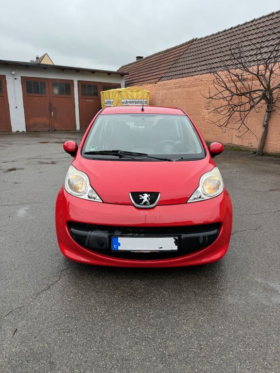 Peugeot 107 150.000 km 1.300 € Stuttgart - Zuffenhausen 70435