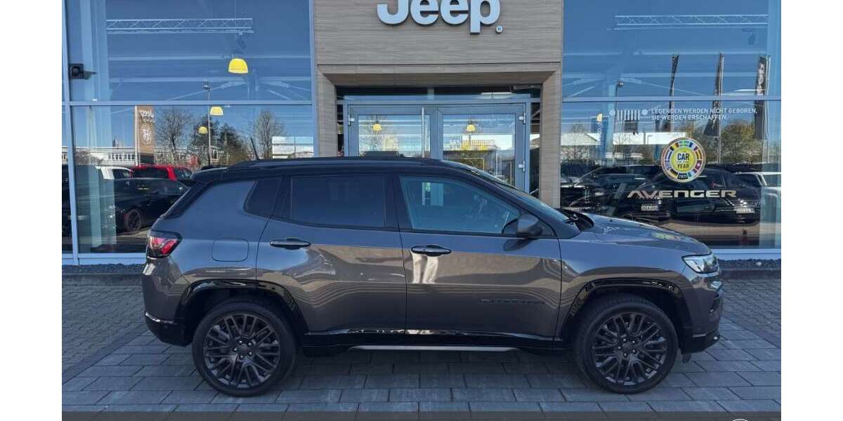 Jeep Compass 62.629 km 21.999 &euro; Aschaffenburg 63741